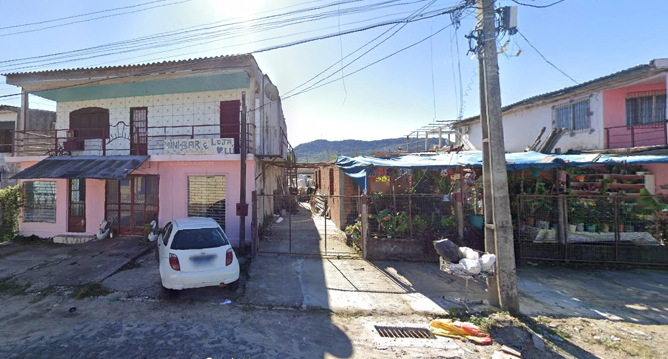 LUCIANE LAZZAROTTO COMIN 