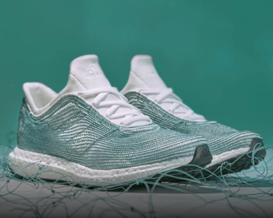 Adidas vai produzir 11 milhões de tênis feitos com plástico dos oceanos